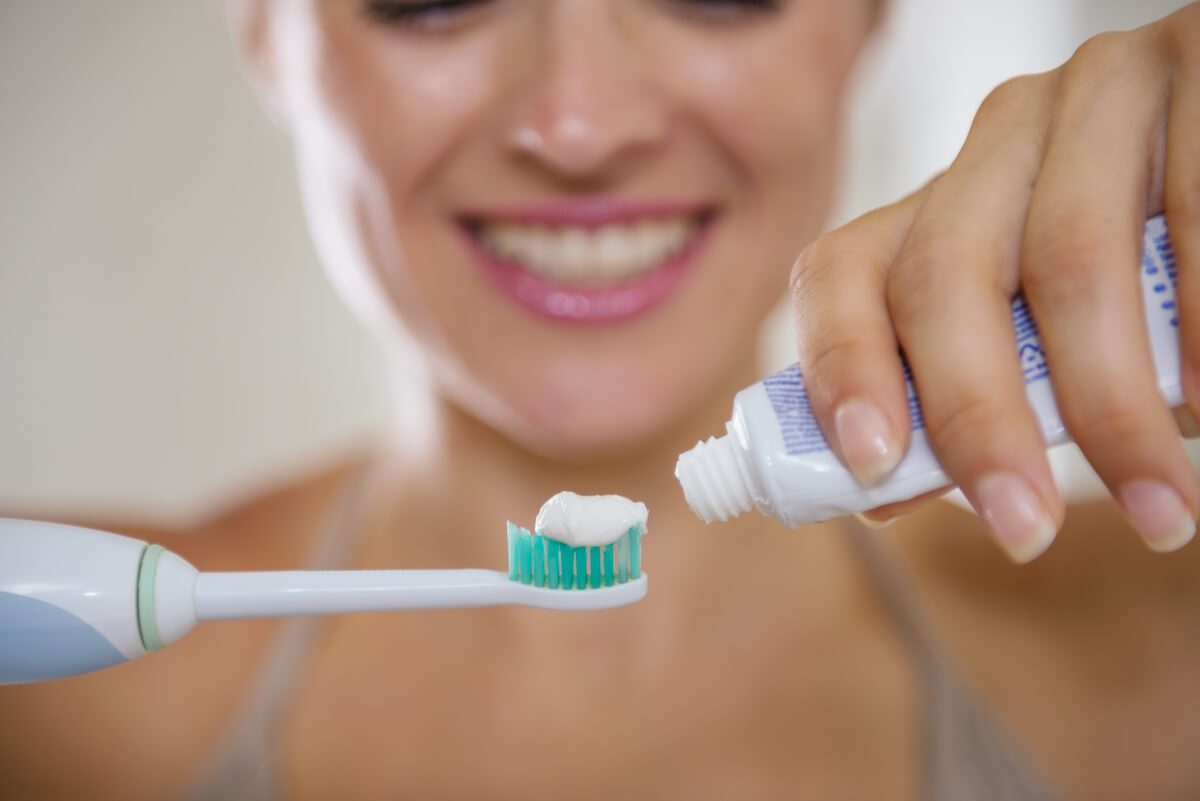 How Electric Toothbrushes Improve Oral Hygiene